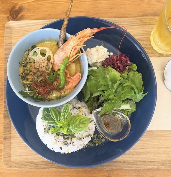 有頭海老のグリーンカレー